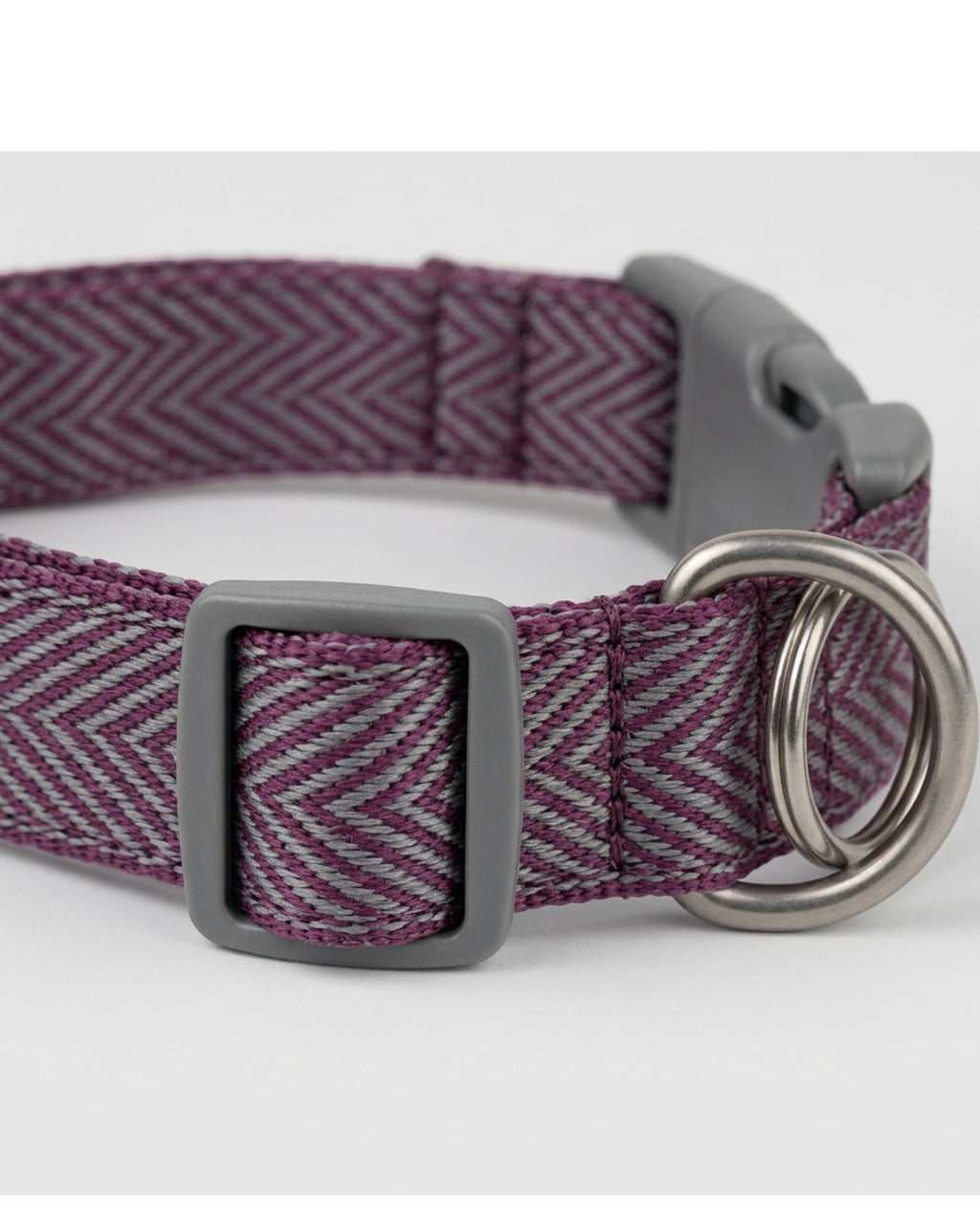 Novene Herringbone Webbing Pet Collar 2 cm Neck 30-46 cm Plum and Gray - Detail view